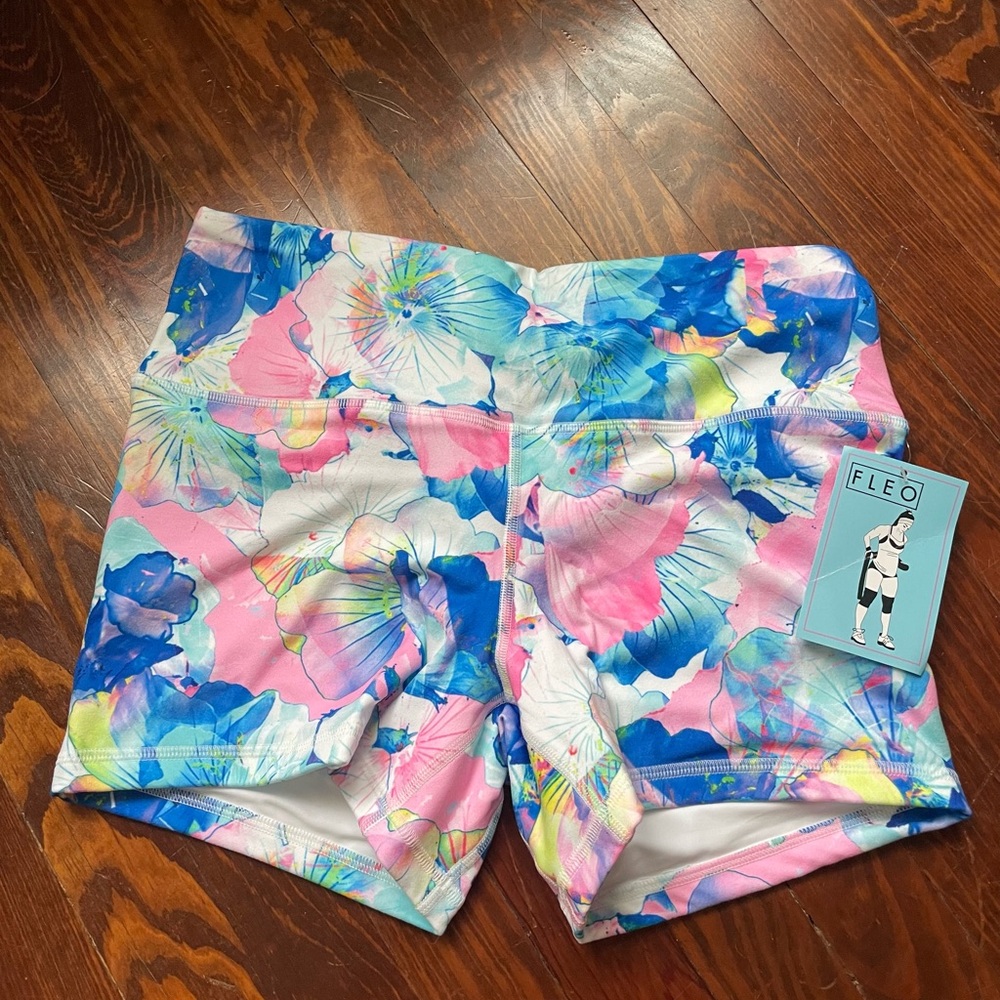Fleo Mermaid Floral Power High Rise Short